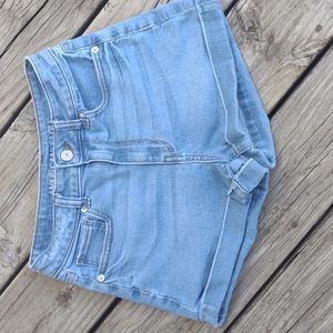 American Eagle Mom shorts. Stretch. Size 00